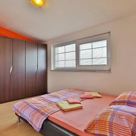 Dijana Apartamento