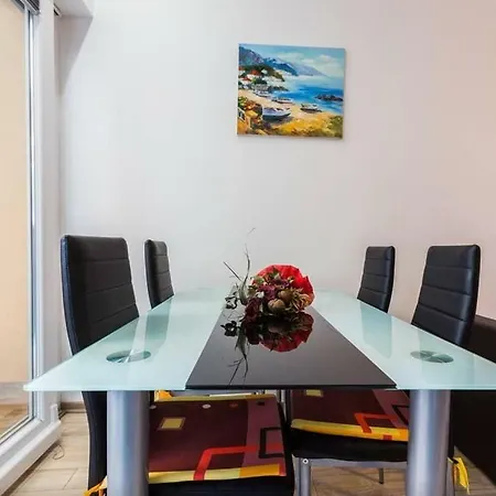 Dijana Apartament *
