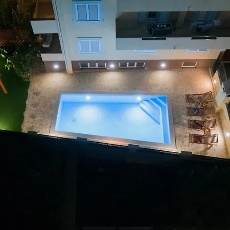Dijana Appartement *